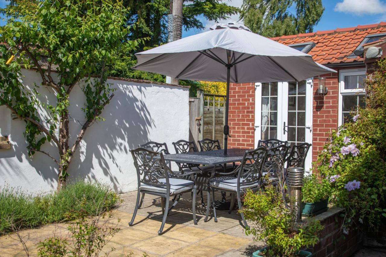 Holly-Garth Villa Helmsley Exterior photo
